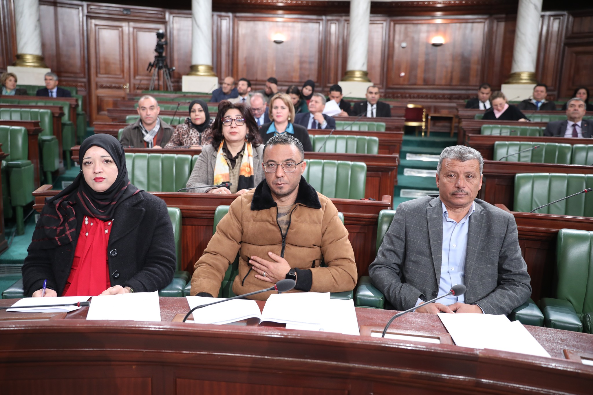 في جلسة عامة برلمانية..   مطالبة بجلب الملاحقين في قضايا الإرهاب والتآمر.. وحماية المبلغين